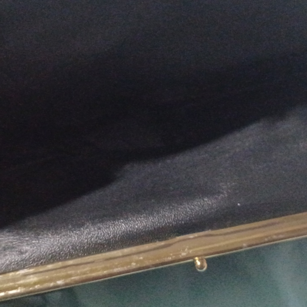 Black clutch - Picture 3 of 3